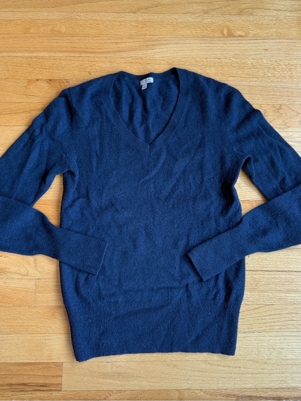 Halogen Cashmere V-Neck Sweater